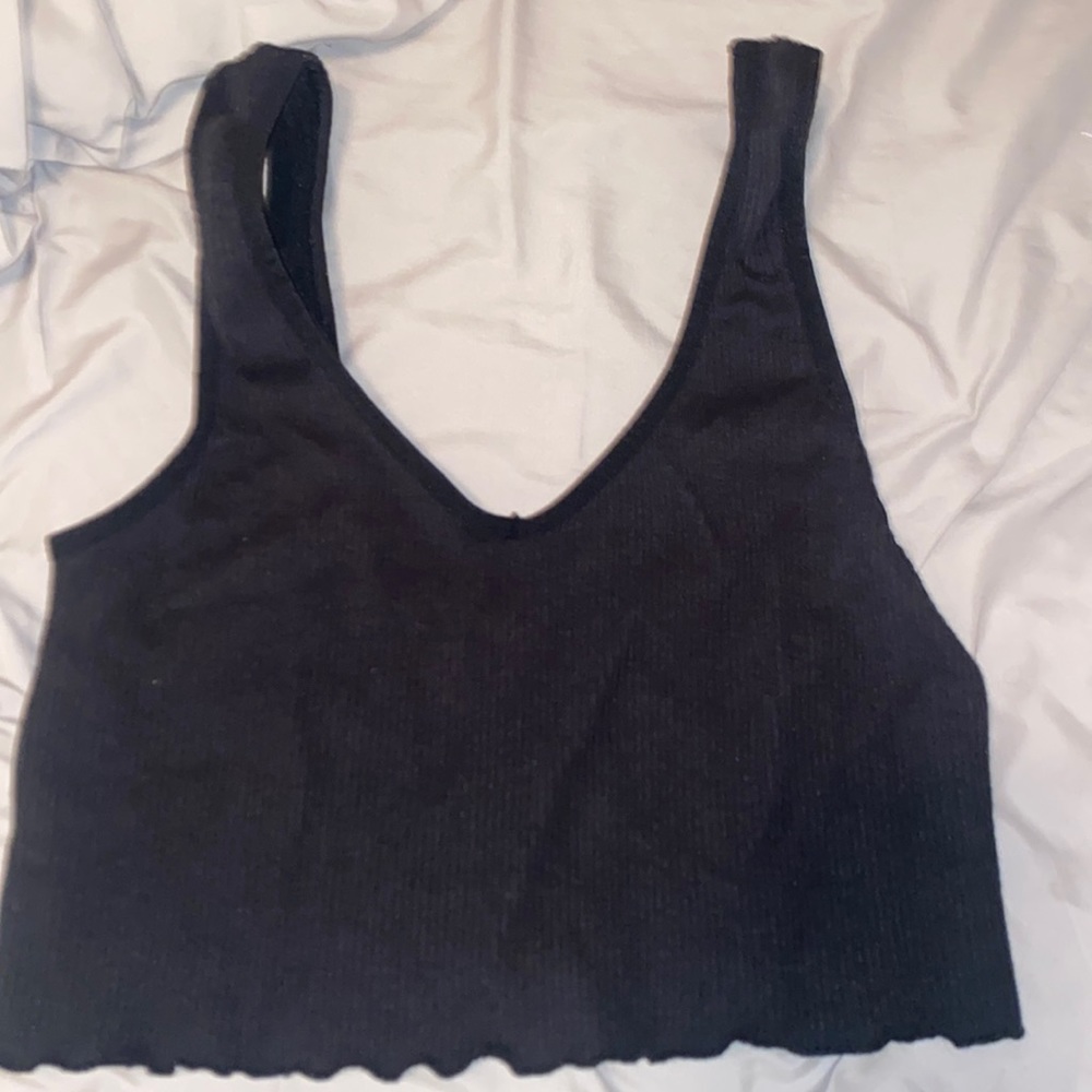 Black crop top